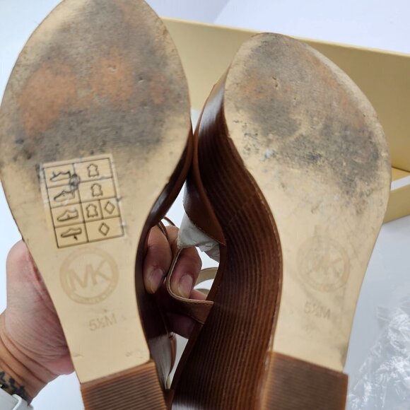 Michael Kors Gabriella Leather Wedge Sandals, Tan brown, Size 5.5 - Picture 7 of 13